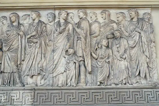 El relieve  en la escultura Romana