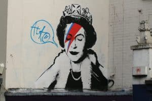 Banksy - Reina Inglaterra