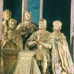 El Renacimiento en la Escultura Estatuas Orantes de la Basilica. P. Leoni (El Escorial)