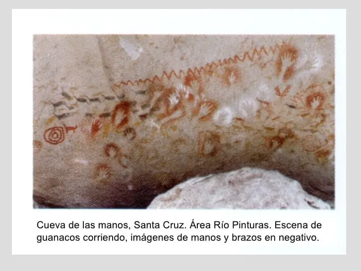 Pinturas rupestres de Guanacos corriendo