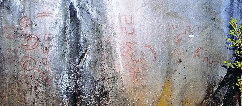 Motivos geometricos en pinturas rupestres de la Patagonia Argentina 